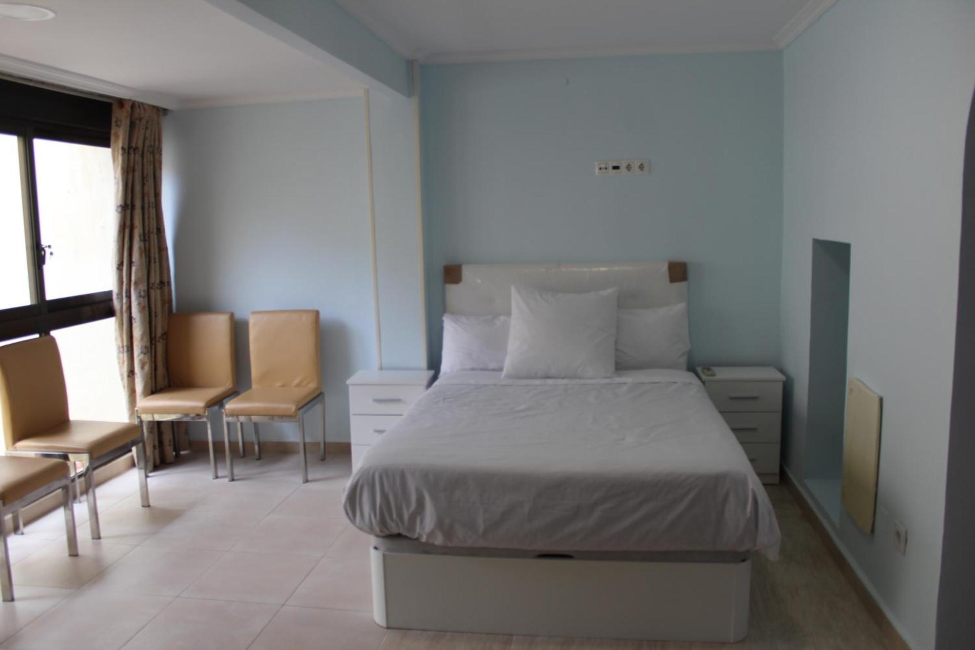Pension Los Angeles Аликанте Экстерьер фото