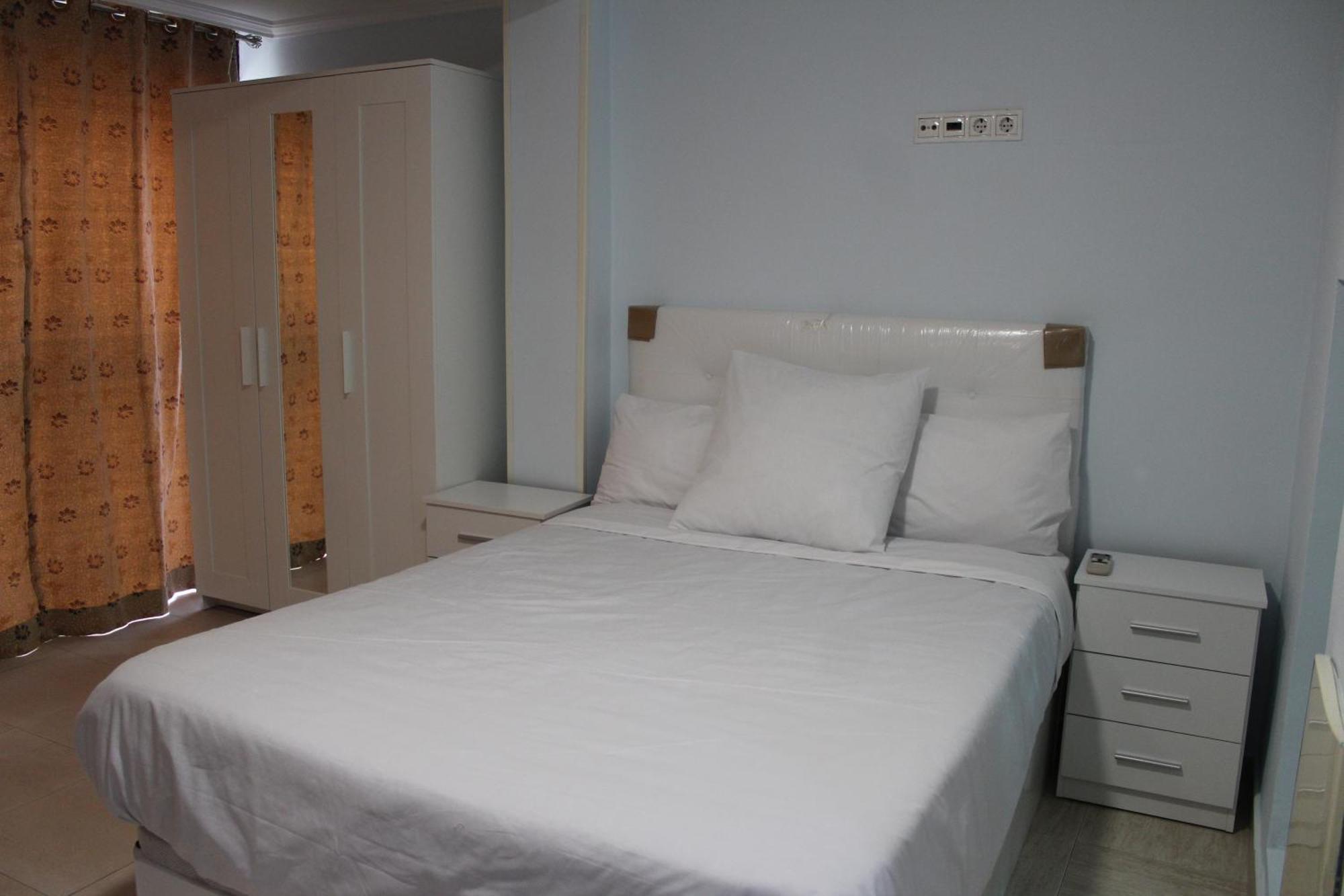 Pension Los Angeles Аликанте Экстерьер фото